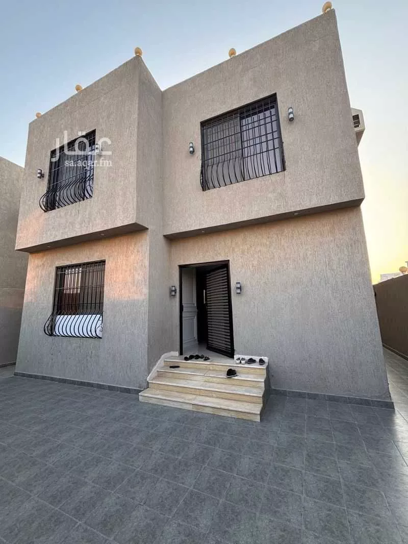 فيلا للبيع في شارع عمرو بن الحارث, حي الفلاح, مدينة جدة, منطقة مكة المكرمة 1 صورة