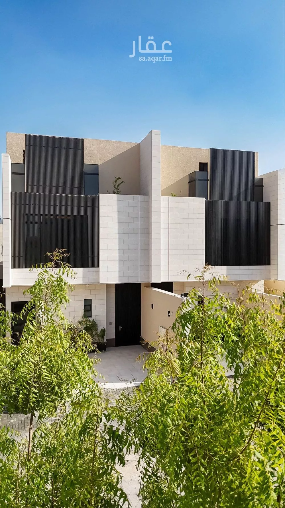 دور للبيع في شارع رقم 422, حي الملقا, مدينة الرياض, منطقة الرياض 1 صورة