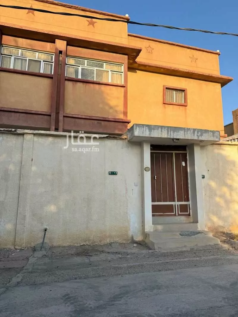 فيلا للبيع في شارع معاوية بن ابي سفيان ، حي الحزم ، حريملاء ، حريملاء 1 صورة