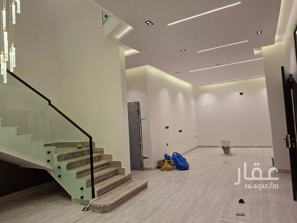 دور للبيع في شارع علي البجادي , حي الرمال, مدينة الرياض, منطقة الرياض 1 صورة