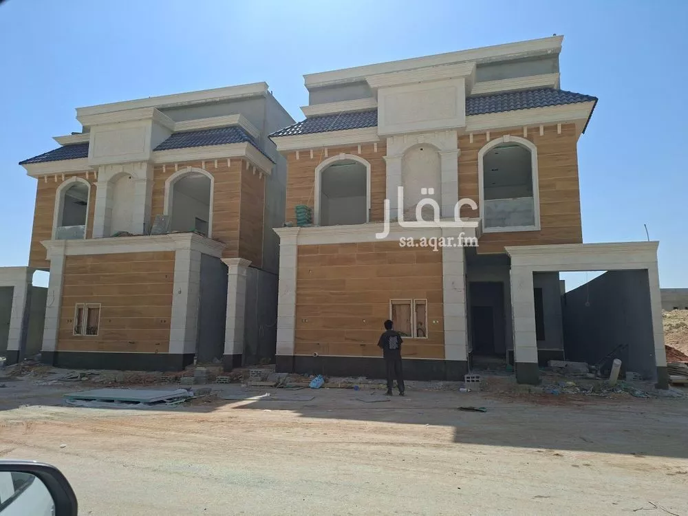 دور للبيع في شارع علي البجادي , حي الرمال, مدينة الرياض, منطقة الرياض 1 صورة