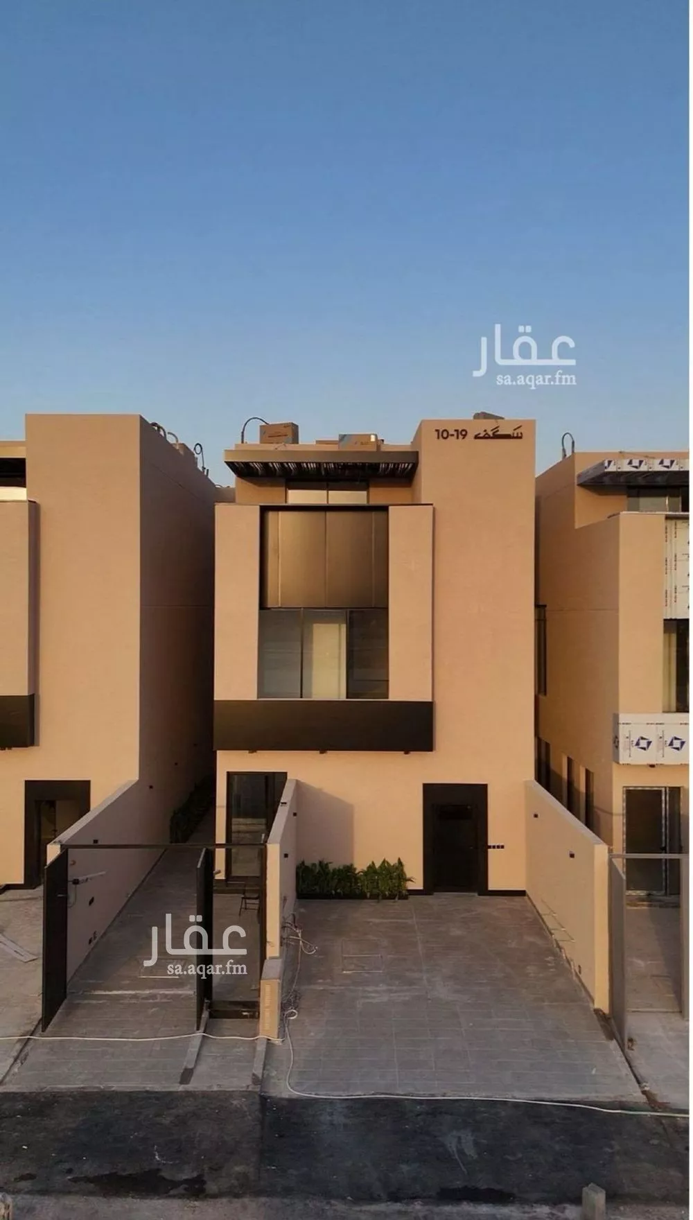 دور للبيع في شارع الامير فيصل بن بندر بن عبدالعزيز, حي النرجس, مدينة الرياض, منطقة الرياض 1 صورة