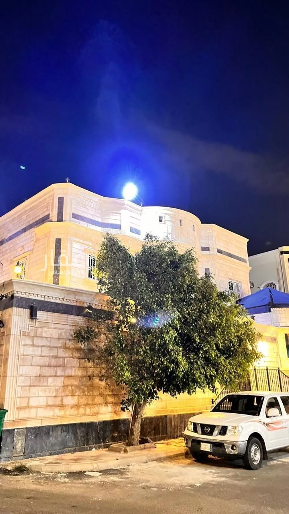 فيلا للبيع في شارع التعاون, حي العرين, مدينة أبها, منطقة عسير 1 صورة