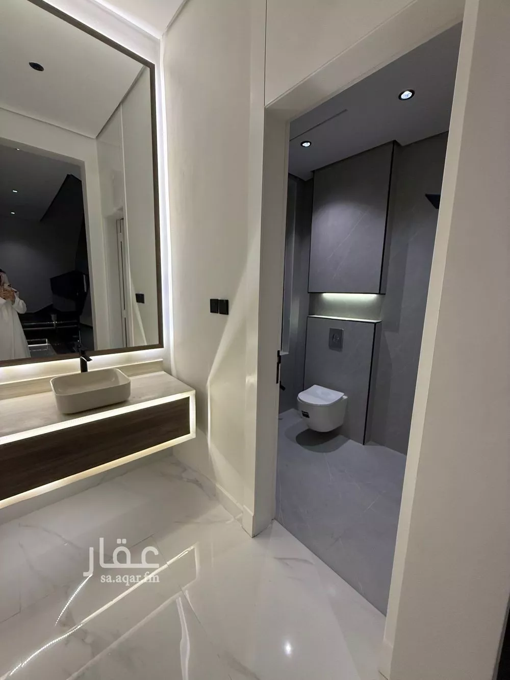 شقة للبيع في شارع أبي أحمد البناء, حي عكاظ, مدينة الرياض, منطقة الرياض 1 صورة