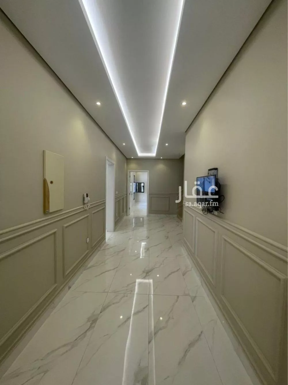 فيلا للإيجار في شارع عبد اللطيف الطبري, حي الزمرد, مدينة جدة, منطقة مكة المكرمة 1 صورة