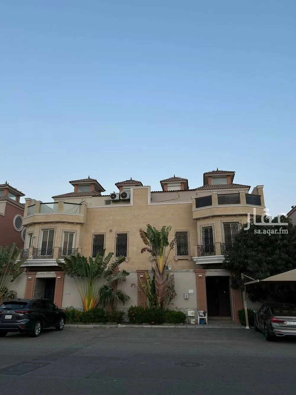 فيلا للإيجار في شارع انس ابن الارقم, حي الشاطئ, مدينة جدة, منطقة مكة المكرمة 1 صورة