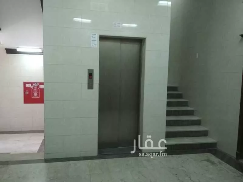 عمارة للإيجار في شارع الامير سلمان بن عبدالعزيز, حي الخبرالشمالية, مدينة الخبر, المنطقة الشرقية 1 صورة