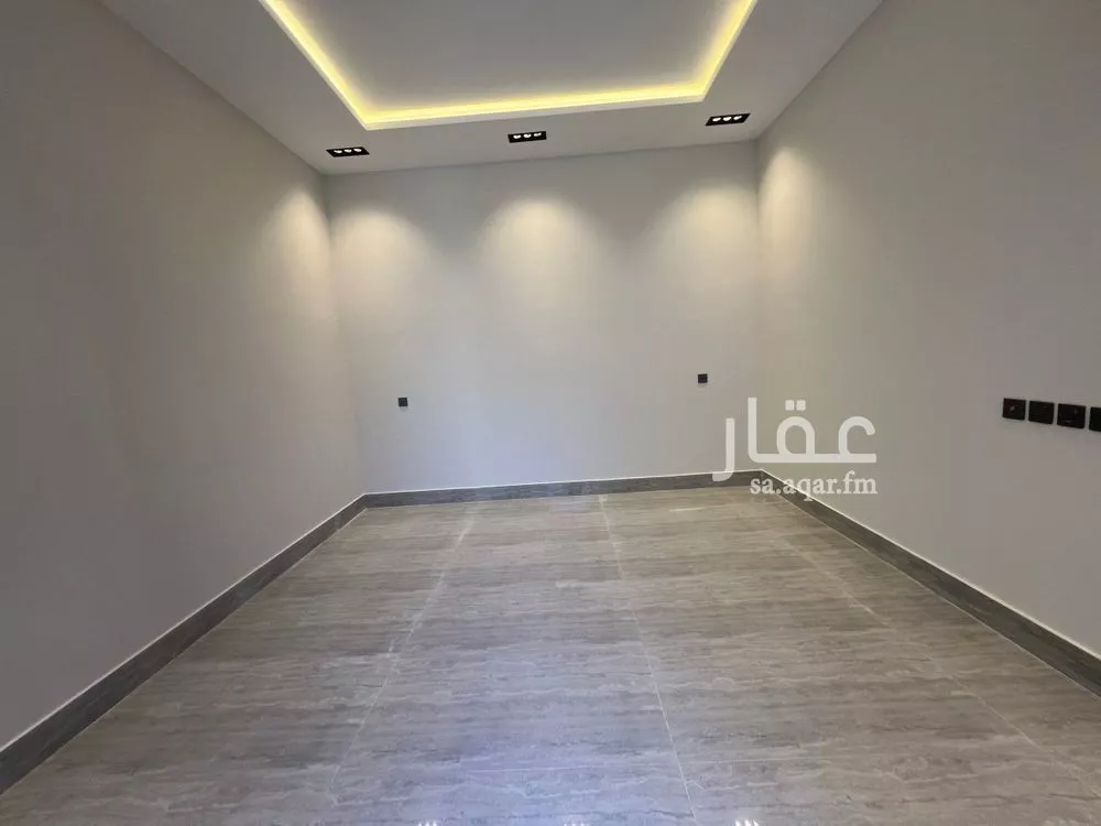 دور للبيع في شارع سالم بن عبدالله بن عمر, حي الرمال, مدينة الرياض, منطقة الرياض 1 صورة