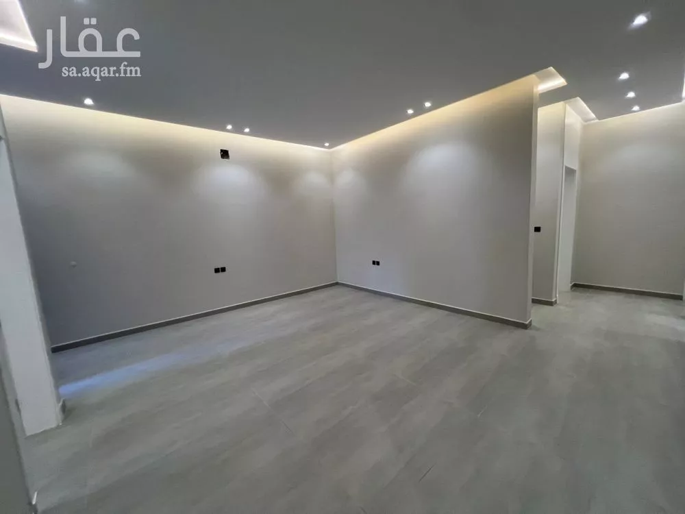 دور للبيع في شارع رقم 178, حي الجنادرية, مدينة الرياض, منطقة الرياض 1 صورة