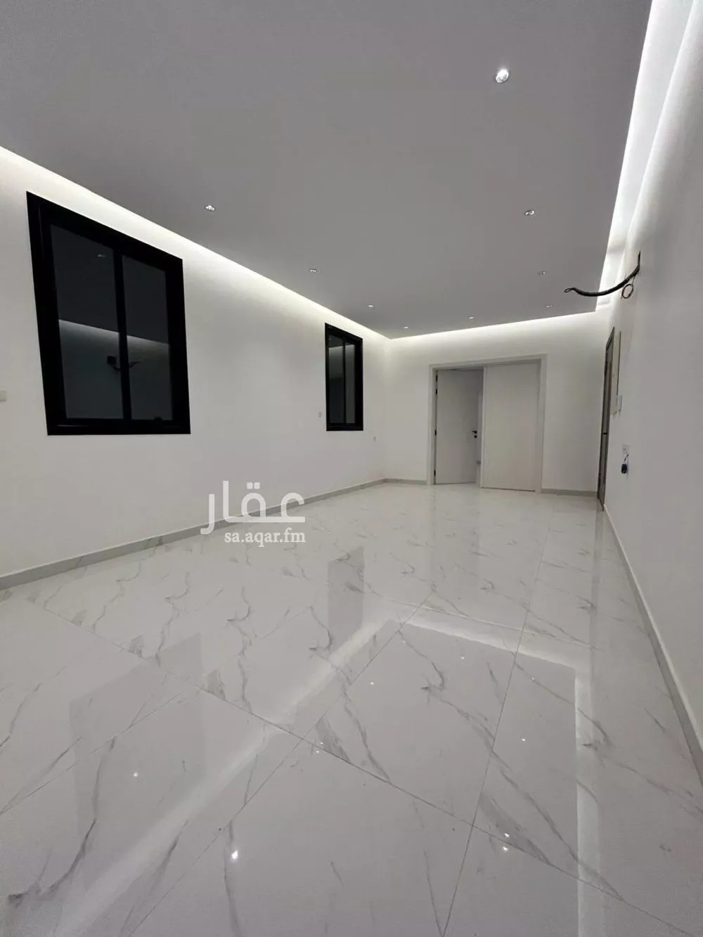 دور للبيع في شارع عبدالله بن جاسر, حي الرمال, مدينة الرياض, منطقة الرياض 1 صورة