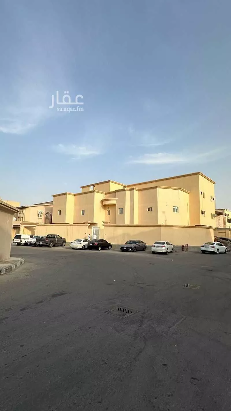 فيلا للبيع في شارع بجير الطائي, حي السلمانية الأول, مدينة الاحساء, المنطقة الشرقية 1 صورة