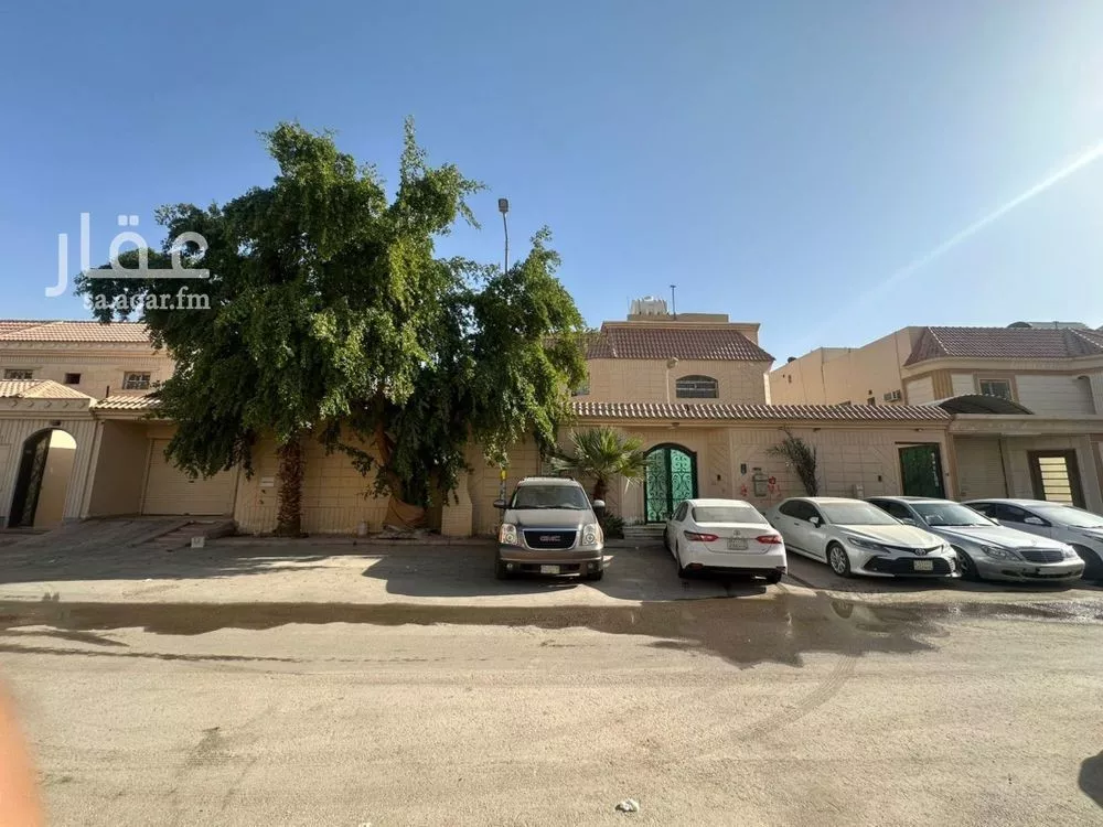فيلا للبيع في شارع المضمار, حي الخليج, مدينة الرياض, منطقة الرياض 1 صورة