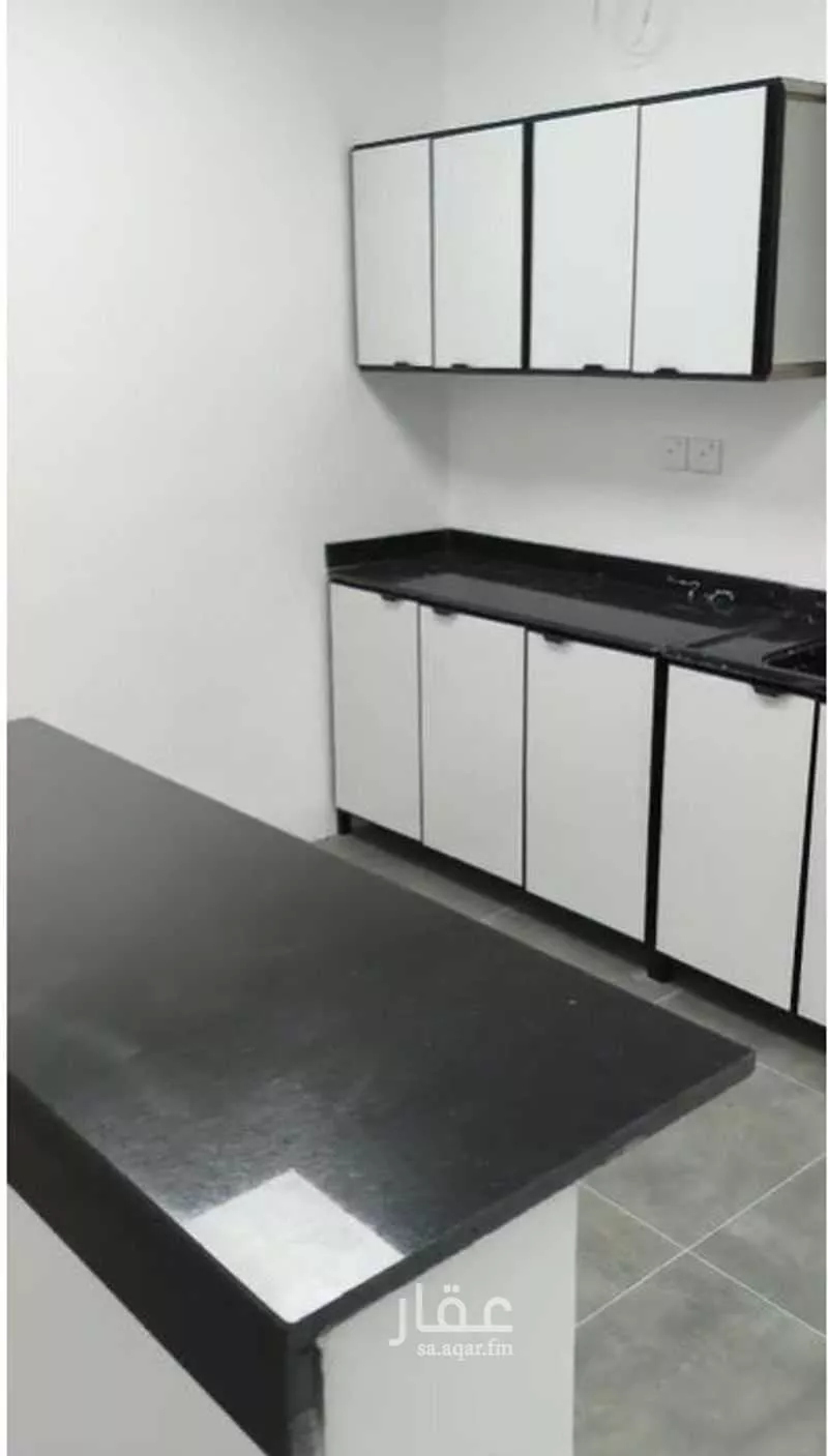 عمارة للإيجار في شارع حفصة بنت عمر, حي الروضة, مدينة الرياض, منطقة الرياض 1 صورة