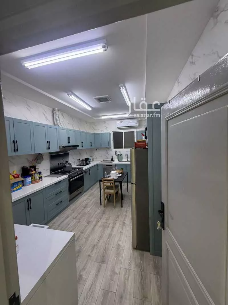 فيلا للبيع في شارع رقم 28, حي ظهرة لبن, مدينة الرياض, منطقة الرياض 1 صورة