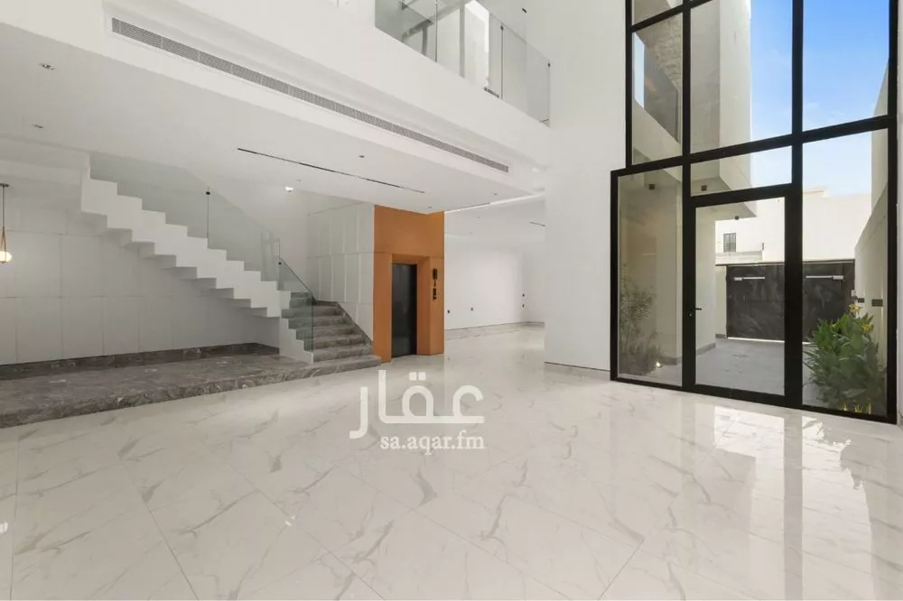 فيلا للبيع في شارع عثمان بن عفان , حي النرجس, مدينة الرياض, منطقة الرياض 1 صورة