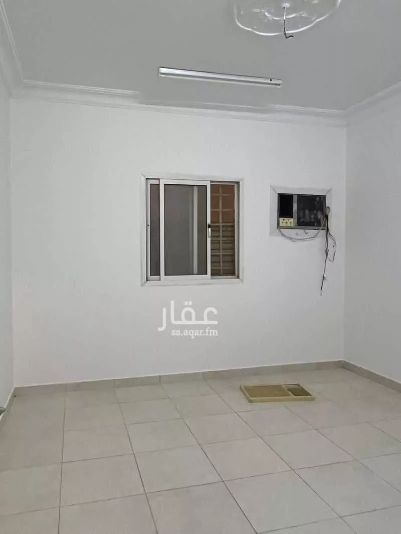 شقة للإيجار في شارع ظهرة العودة شرق 17 ، حي الدرعية الجديدة ، الدرعية ، الدرعية 1 صورة