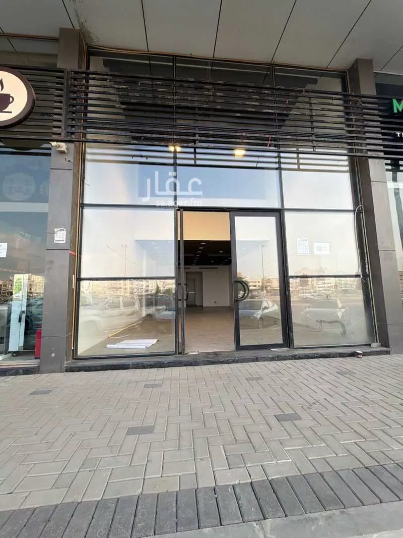 محل للإيجار في شارع الامير محمد بن عبدالعزيز الفرعي, حي العزيزية, مدينة جدة, منطقة مكة المكرمة 1 صورة