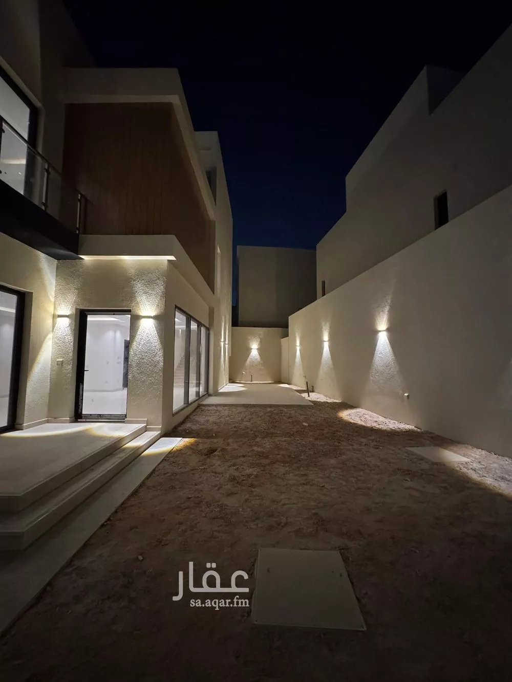 فيلا للإيجار في شارع شارع الامام عبدالله بن سعود , حي الجنادرية, مدينة الرياض, منطقة الرياض 1 صورة