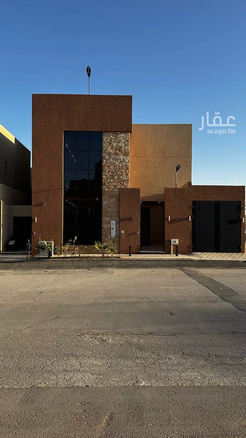 فيلا للبيع في شارع إبراهيم بن عبدالله آل حسين, حي ظهرة لبن, مدينة الرياض, منطقة الرياض 1 صورة