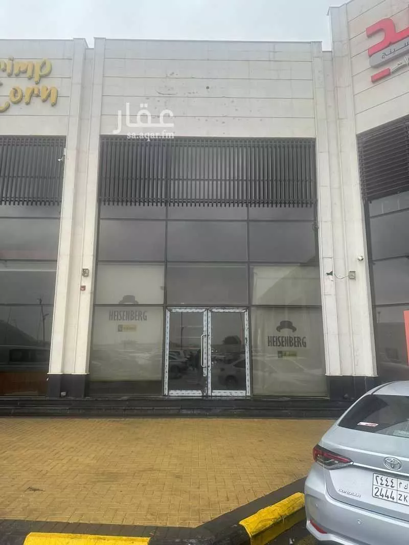 محل للإيجار في شارع طريق الامام تركي بن عبدالله, حي الفيصلية الجنوبية, مدينة تبوك, منطقة تبوك 1 صورة