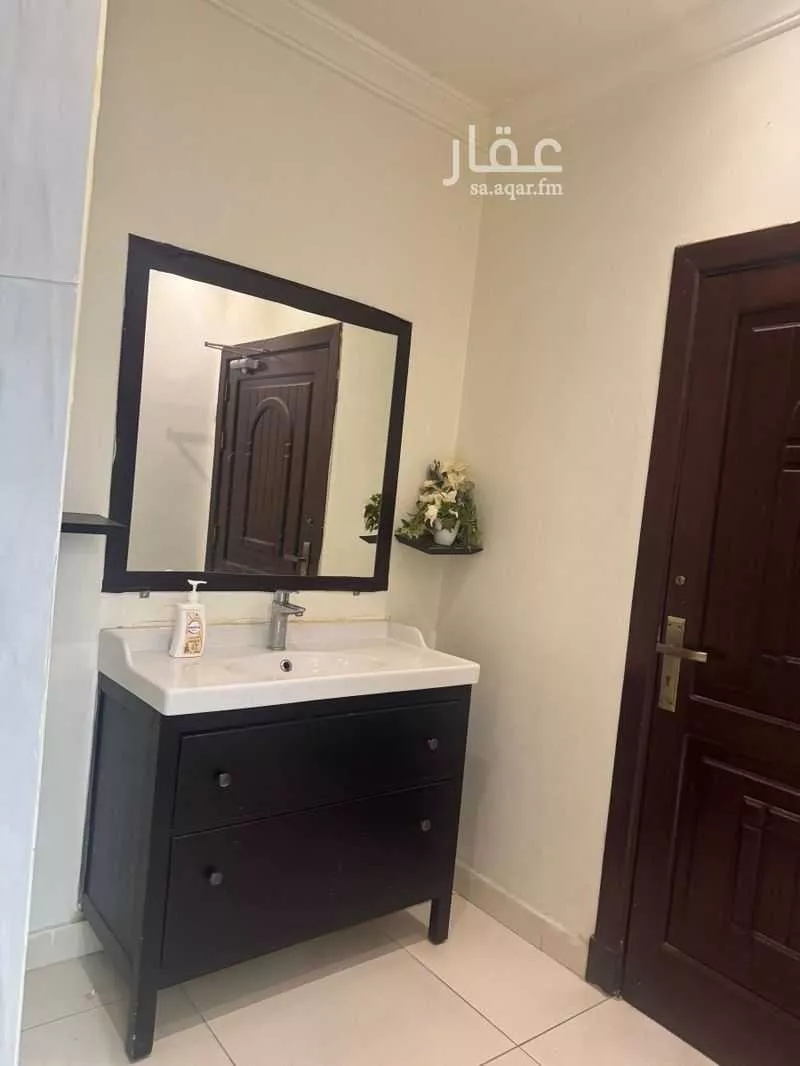 شقة للإيجار في شارع الشيخ محمد عمر بري ، حي مريخ ، جدة ، جدة 1 صورة
