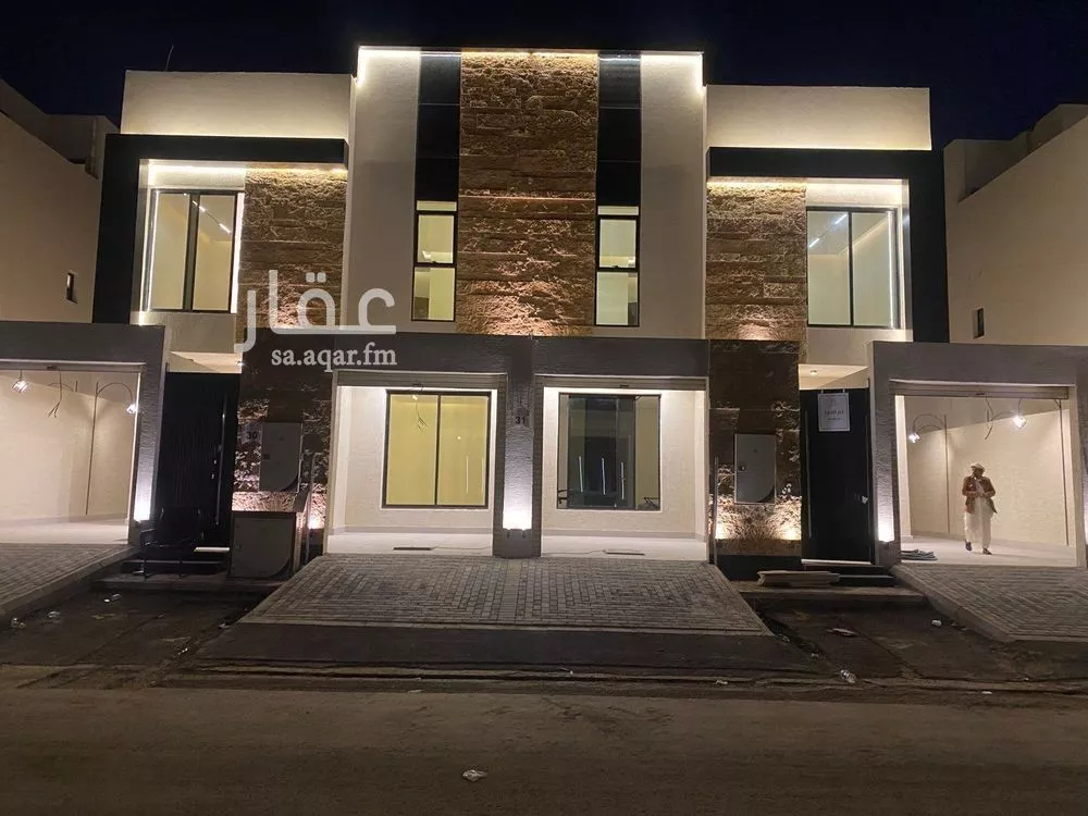 فيلا للبيع في شارع النفوذ, حي عكاظ, مدينة الرياض, منطقة الرياض 1 صورة