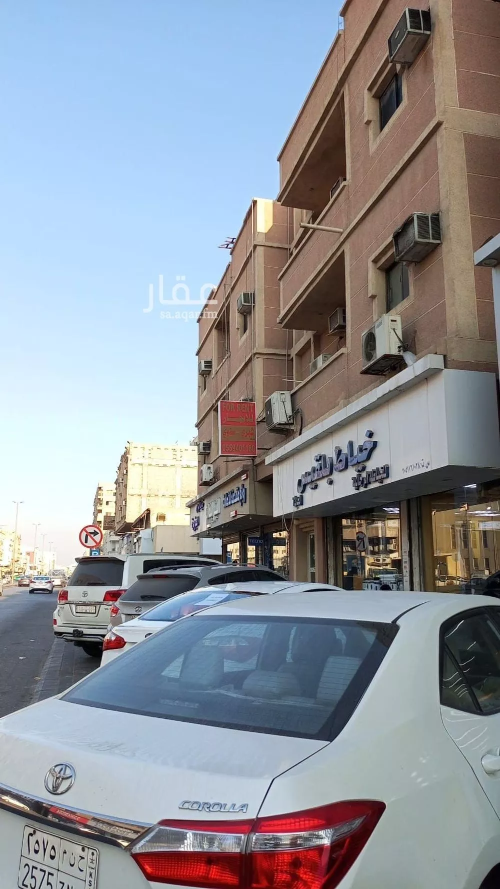 عمارة للبيع في شارع الخامس عشر, حي الثقبة, مدينة الخبر, المنطقة الشرقية 1 صورة