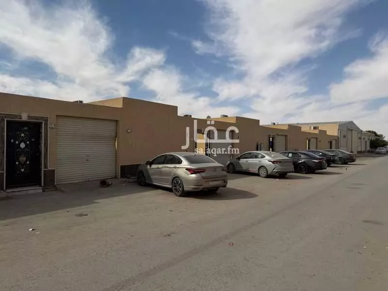 استراحة للبيع في شارع إبرهيم بن أحمد البرهان, حي الرمال, مدينة الرياض, منطقة الرياض 1 صورة