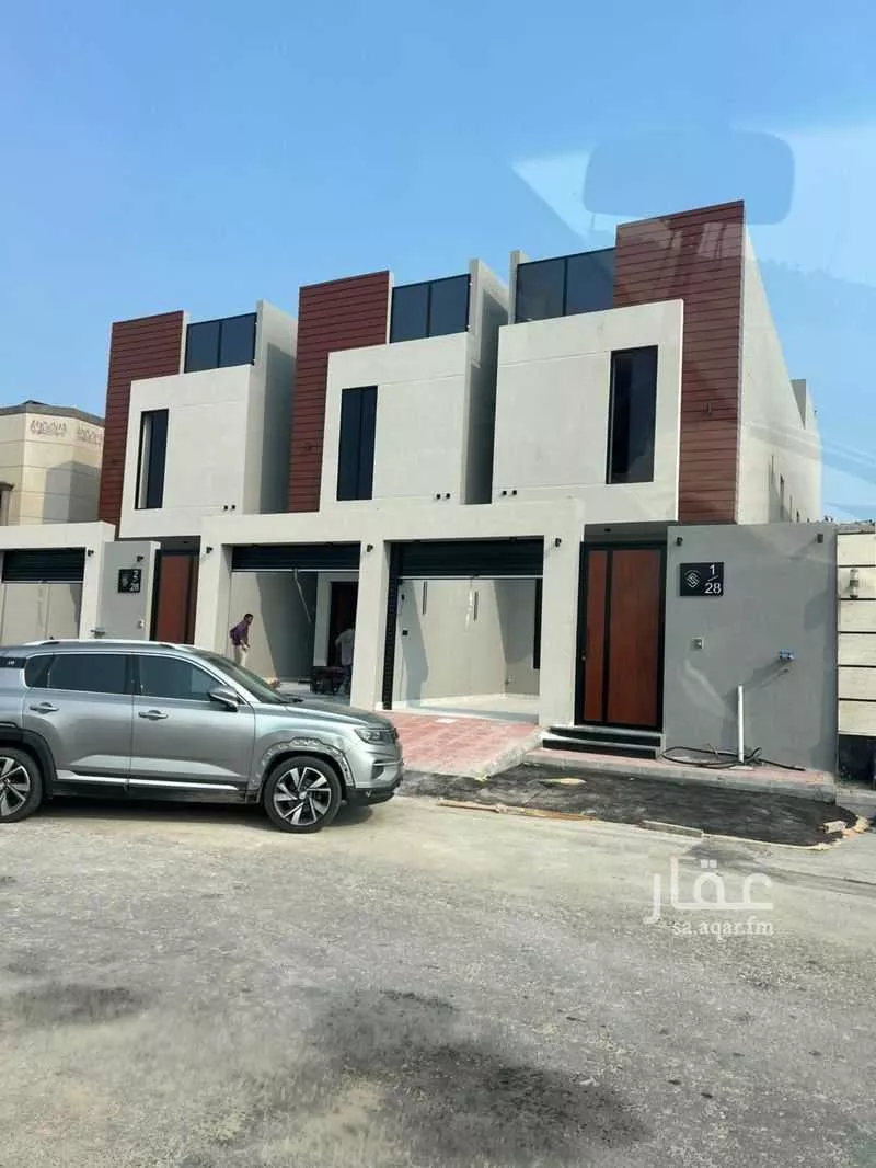 فيلا للبيع في شارع المعراج, حي العقيق, مدينة الخبر, المنطقة الشرقية 1 صورة