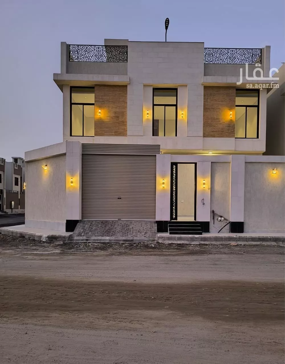 فيلا للبيع في شارع اندونيسيا, حي الرحمانية, مدينة جدة, منطقة مكة المكرمة 1 صورة