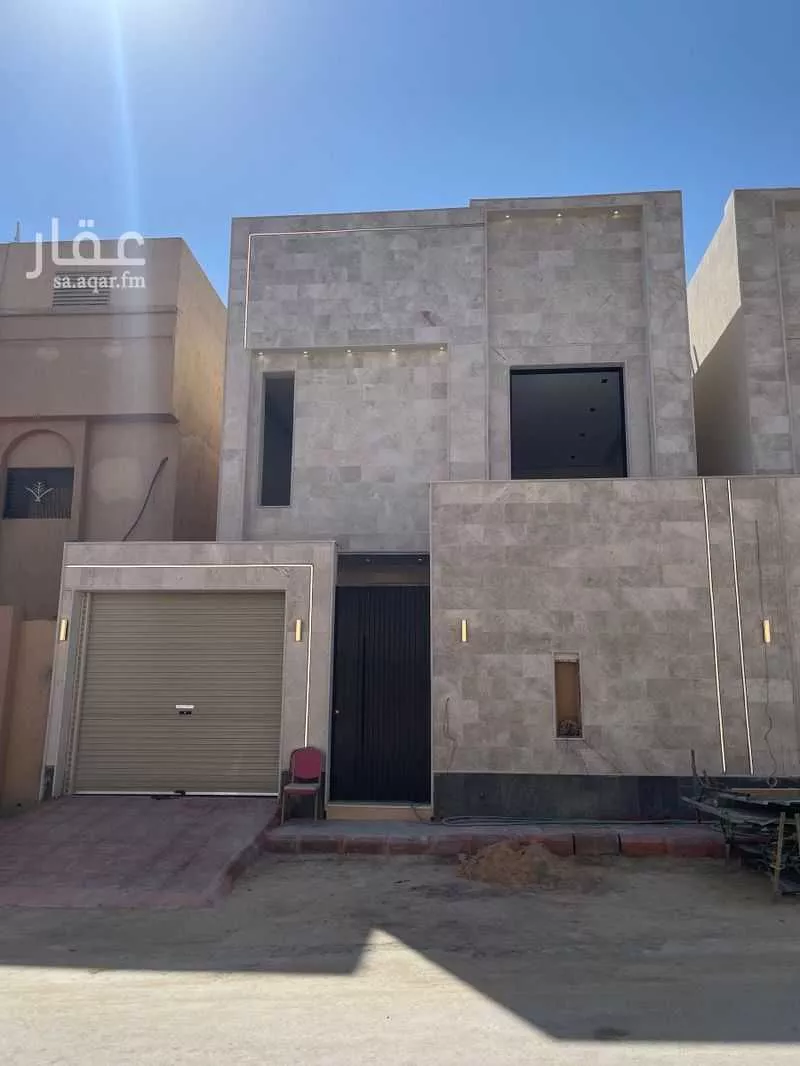 فيلا للبيع في شارع اسماء بنت ابي بكر ، حي العريجاء الغربي ، الرياض ، منطقة الرياض 1 صورة