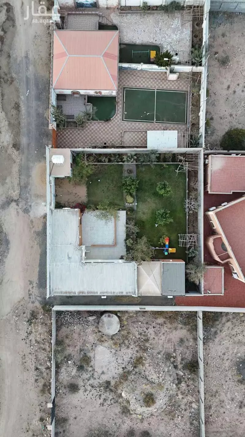 استراحة للبيع في شارع عمر ابن نبية, حي الرميدة, مدينة الطائف, منطقة مكة المكرمة 1 صورة