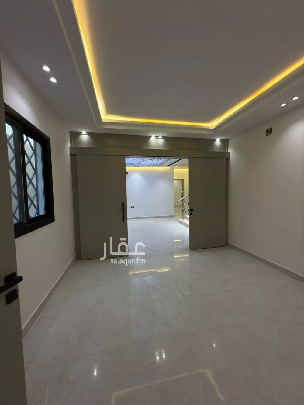 فيلا للبيع في شارع الامام البخاري, حي بدر, مدينة الرياض, منطقة الرياض 1 صورة