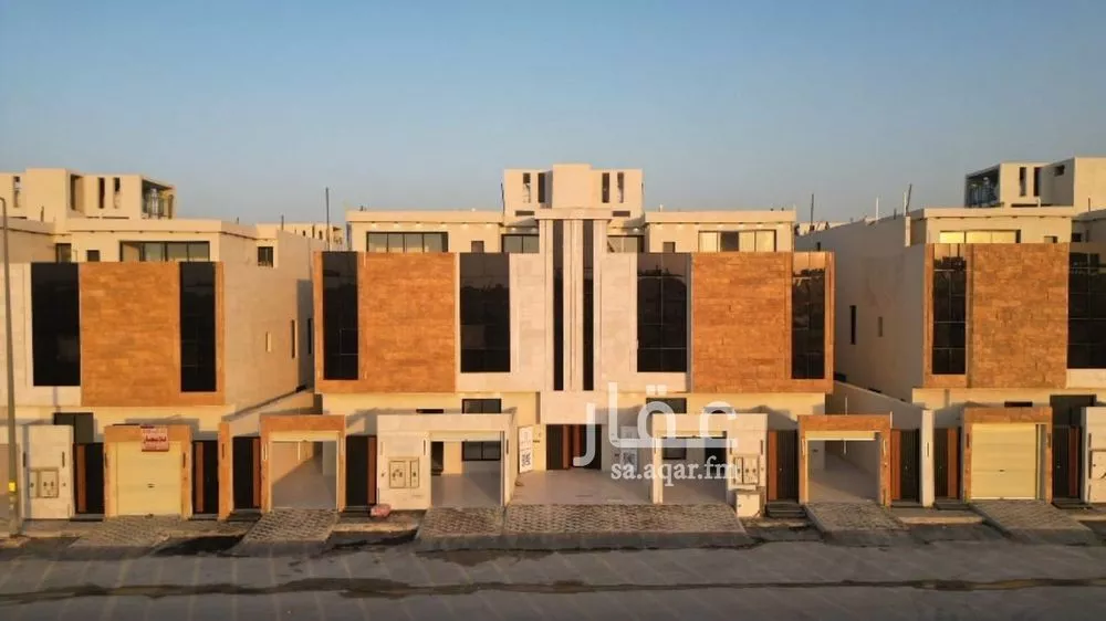 فيلا للبيع في شارع خيمر, حي عكاظ, مدينة الرياض, منطقة الرياض 1 صورة