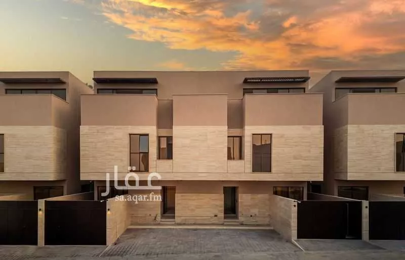 أدوار صحار 1 صورة