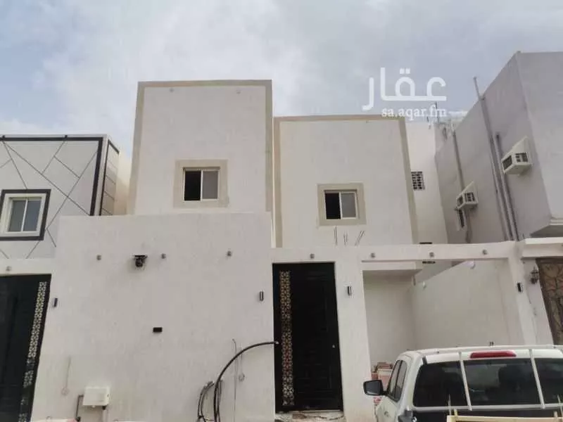 عمارة للبيع في شارع خالد ابن خداش, حي سكة الحديد, مدينة المدينة المنورة, منطقة المدينة المنورة 1 صورة