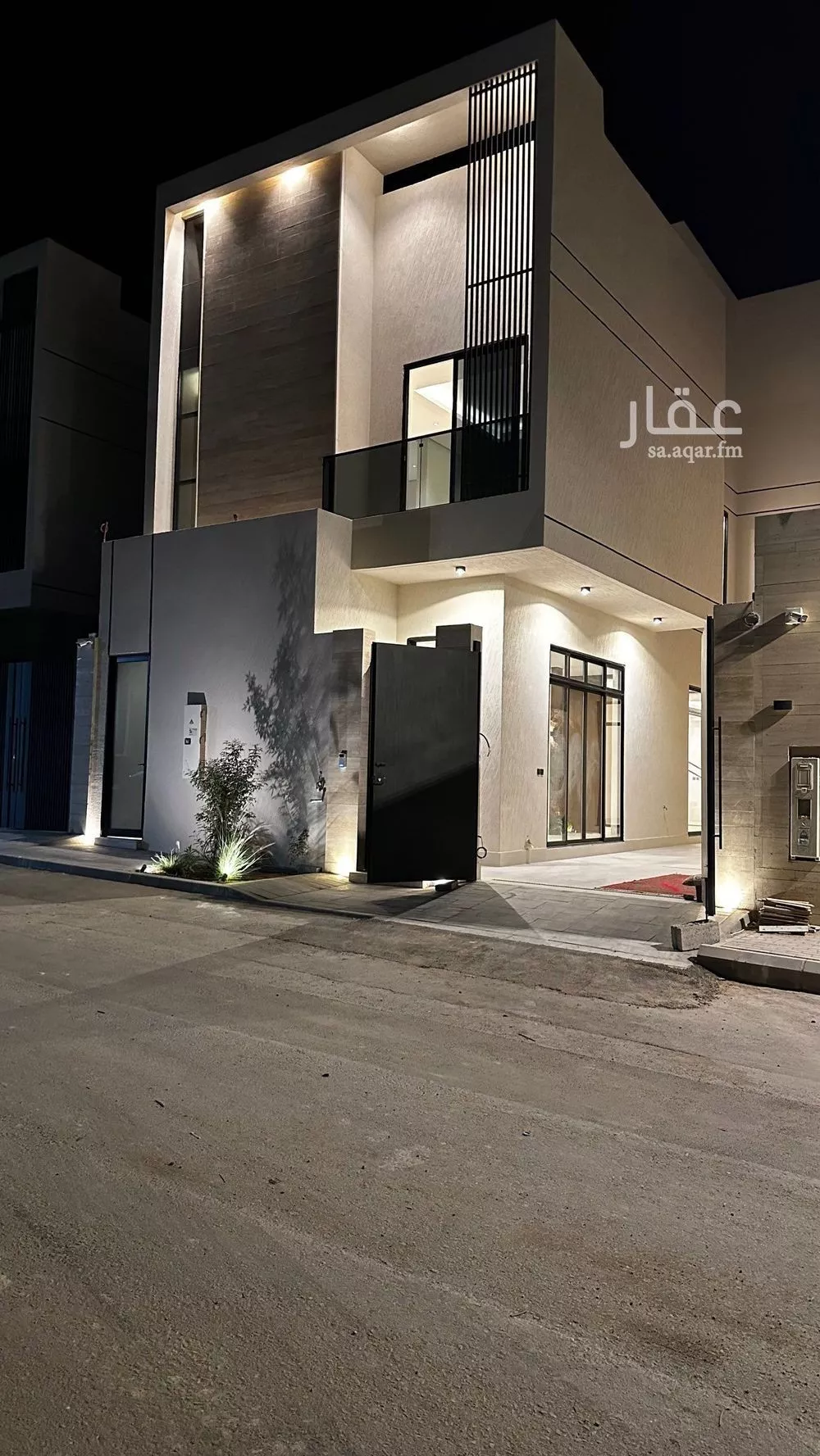 فيلا للبيع في شارع أبي الشيخ الأصبهاني, حي المهدية, مدينة الرياض, منطقة الرياض 1 صورة