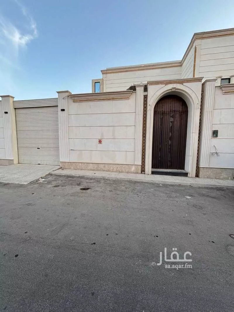 فيلا للإيجار في شارع العوام بن عقبة, حي الملز, مدينة الرياض, منطقة الرياض 1 صورة