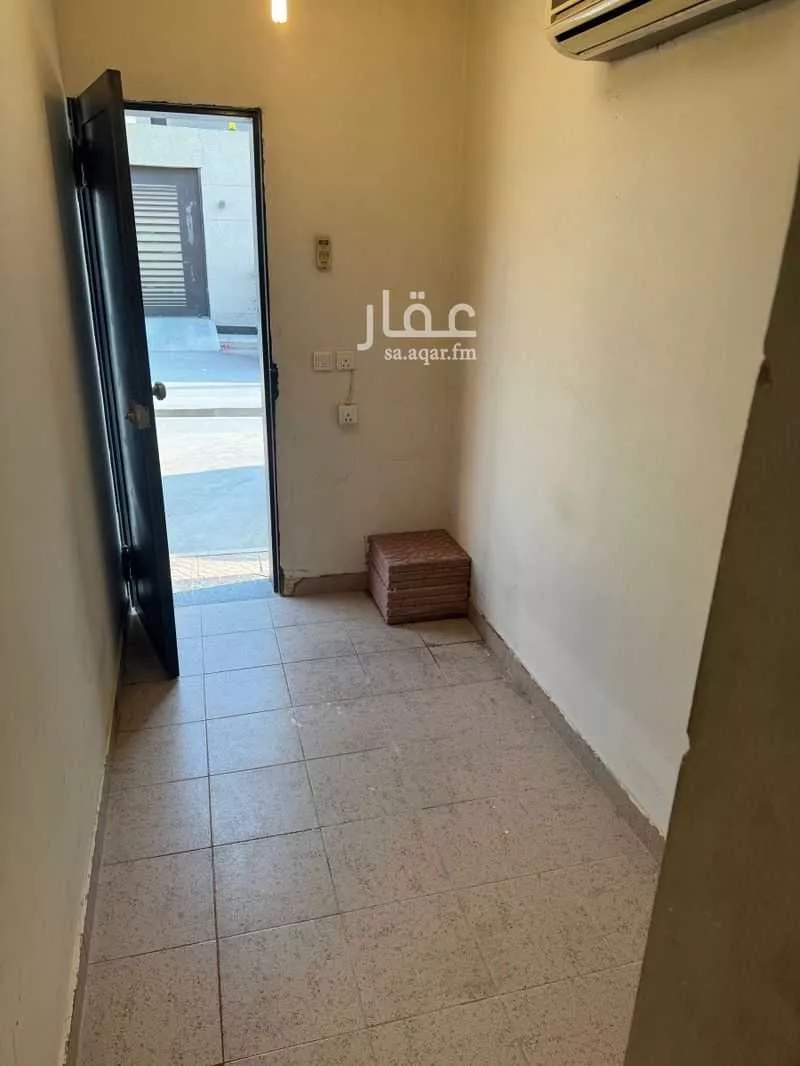 غرفة للإيجار في شارع رقم 400, حي الملقا, مدينة الرياض, منطقة الرياض 1 صورة