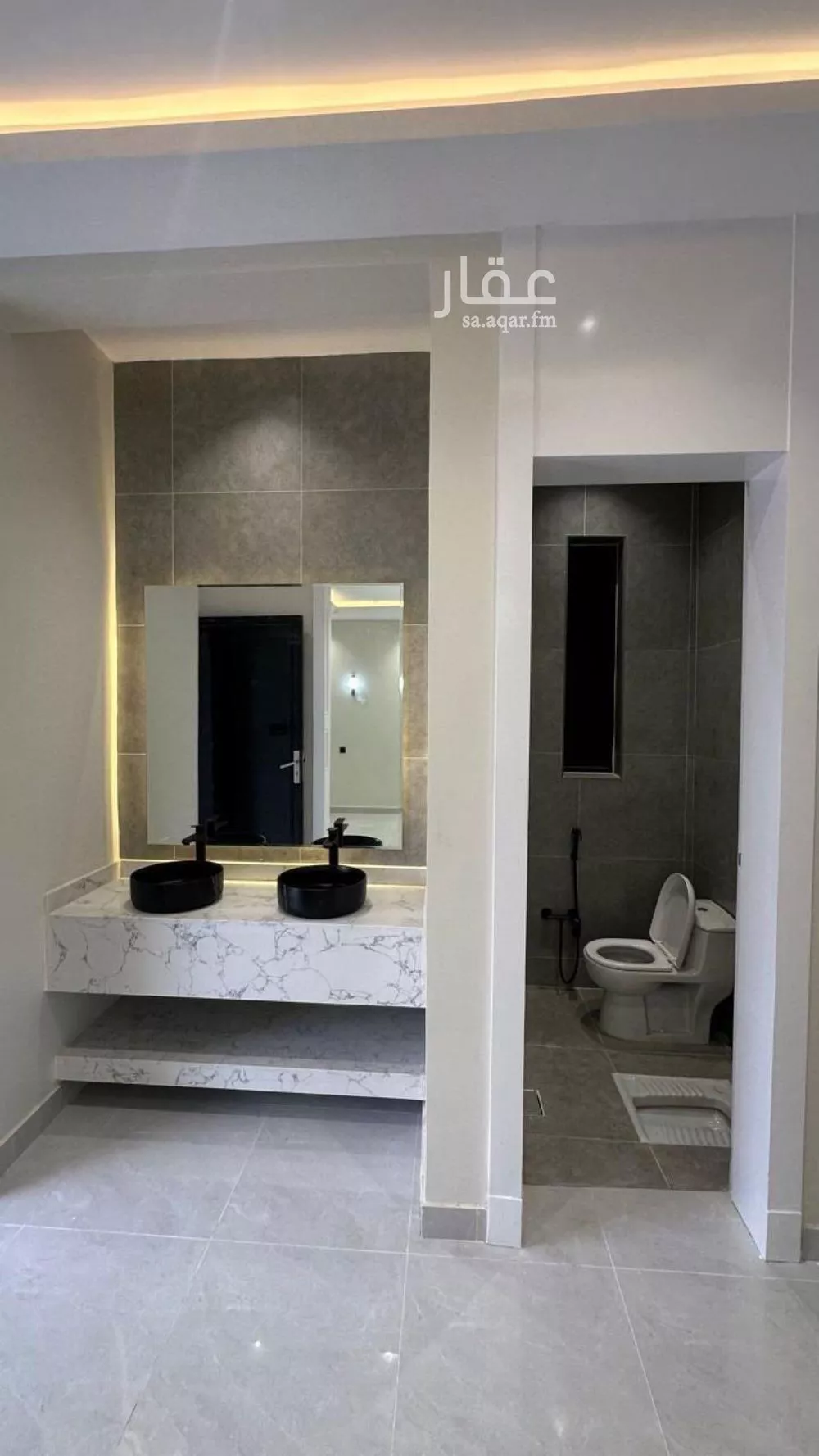 شقة للبيع في شارع المعلاة 71, حي المعلاة, مدينة أحد رفيدة, منطقة عسير 1 صورة