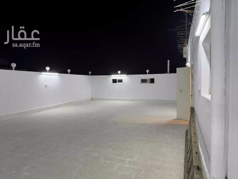 شقة للإيجار في شارع دينار بن حيان ، حي السرور ، الطائف ، الطائف 1 صورة