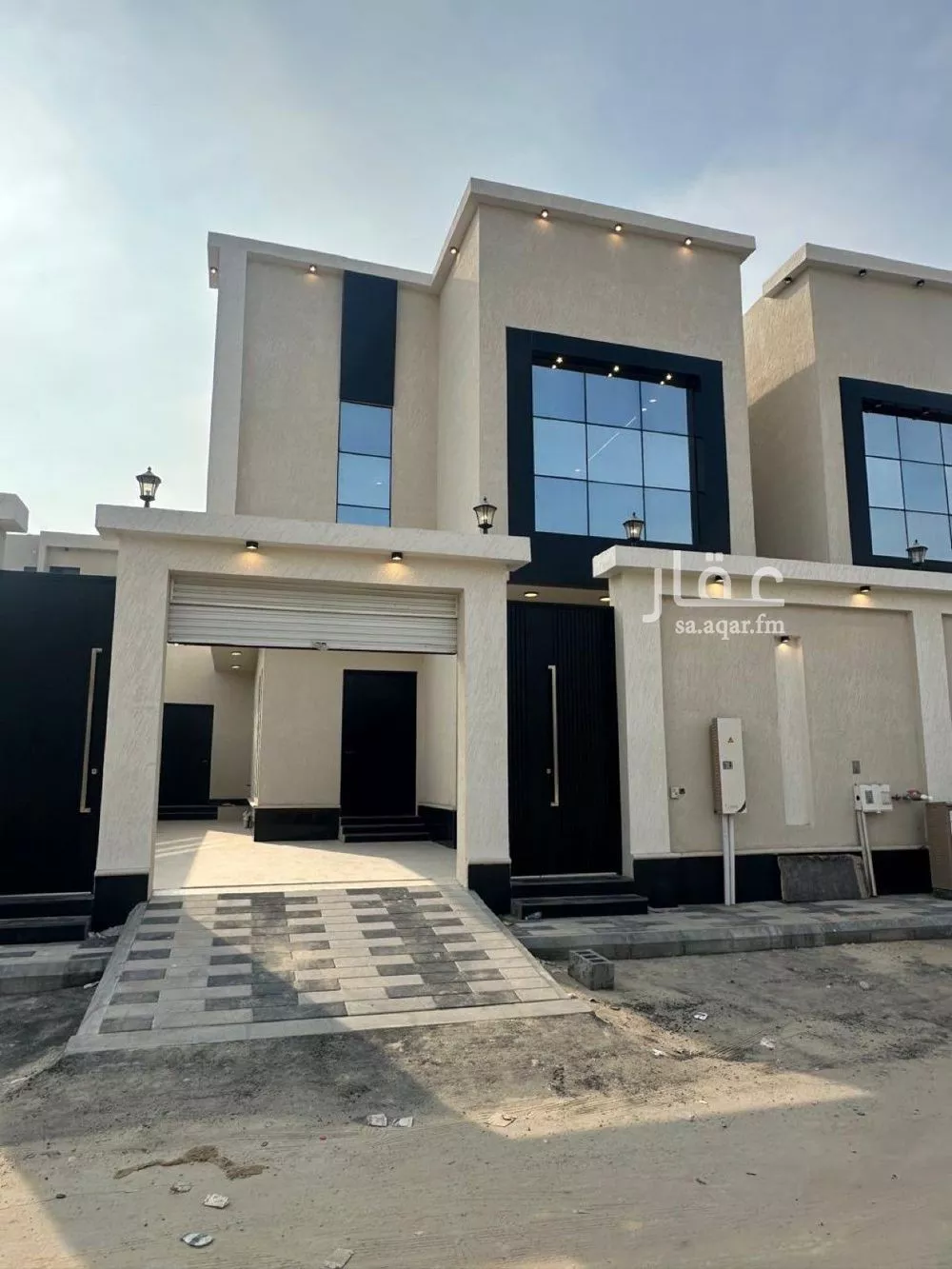 فيلا للبيع في شارع النجوم, حي الشروق, مدينة الدمام, المنطقة الشرقية 1 صورة