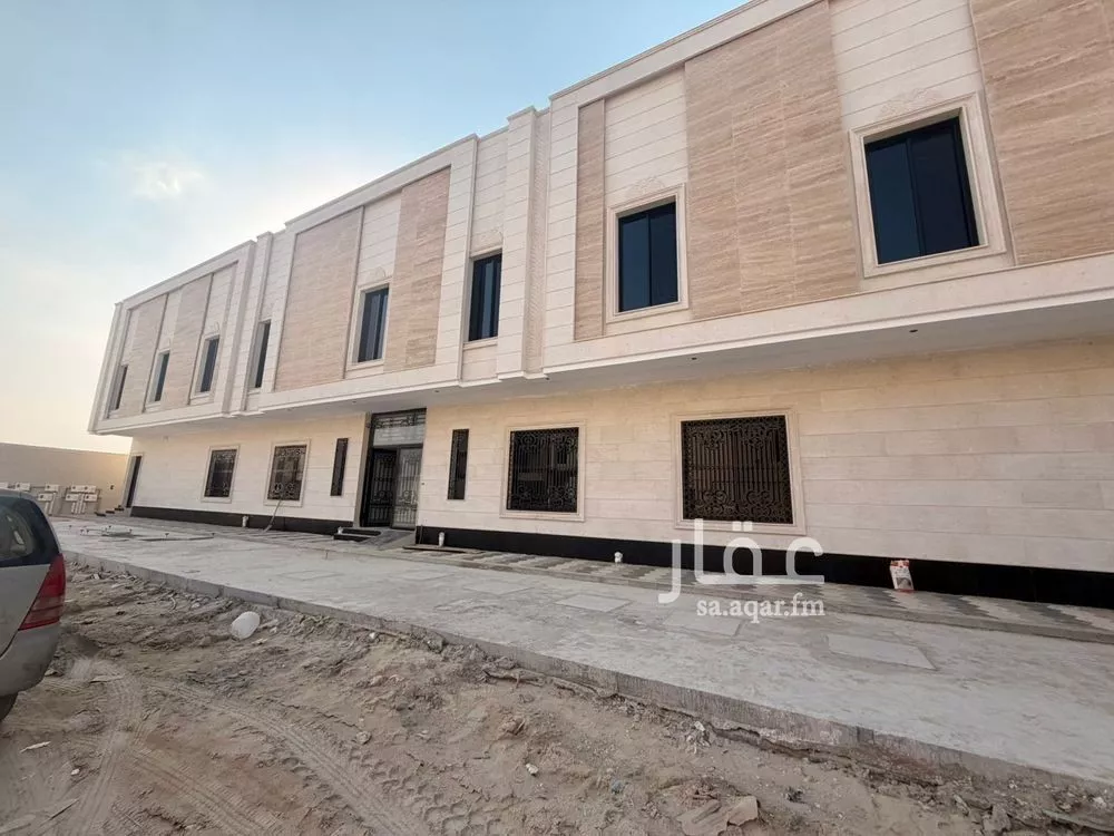 شقة للبيع في شارع الغمام, حي الصواري, مدينة الخبر, المنطقة الشرقية 1 صورة