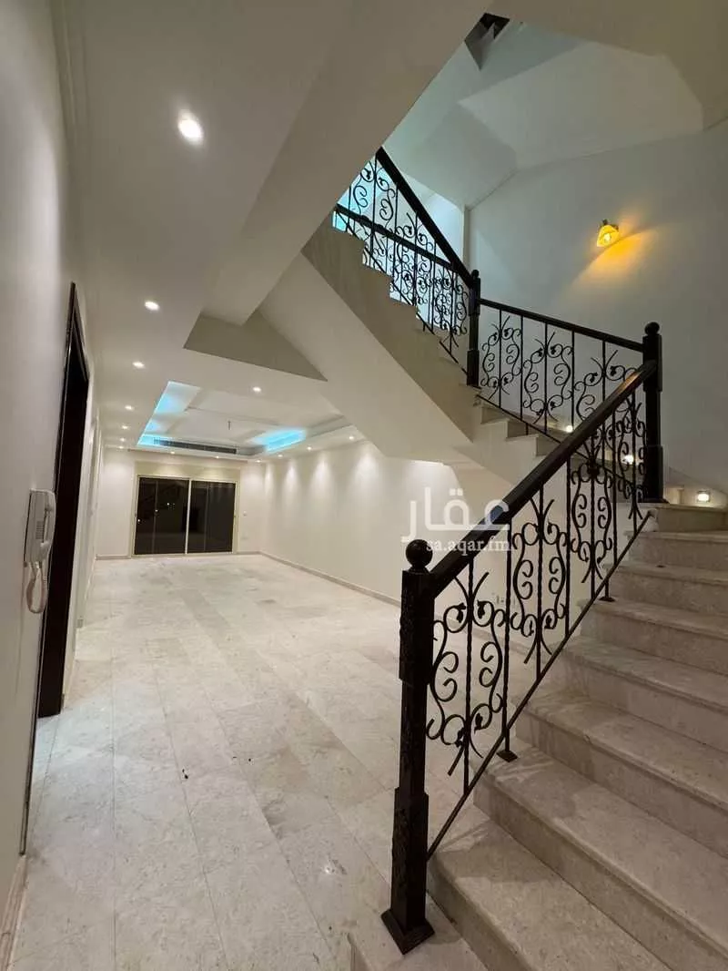 فيلا للإيجار في شارع علي المغربي, حي الشراع, مدينة جدة, منطقة مكة المكرمة 1 صورة