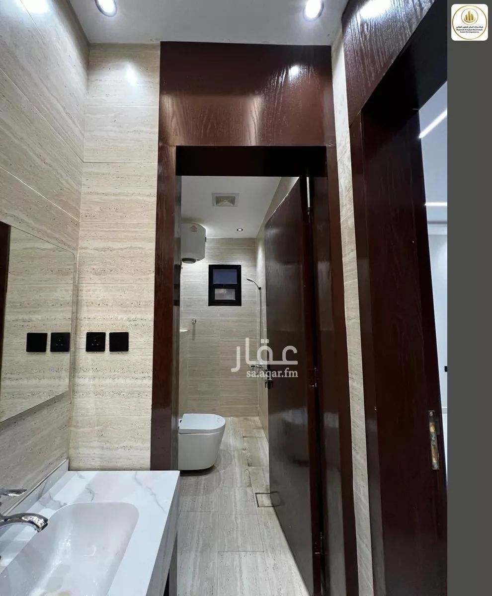 دور للبيع في شارع المحدار, حي المعيزيلة, مدينة الرياض, منطقة الرياض 1 صورة