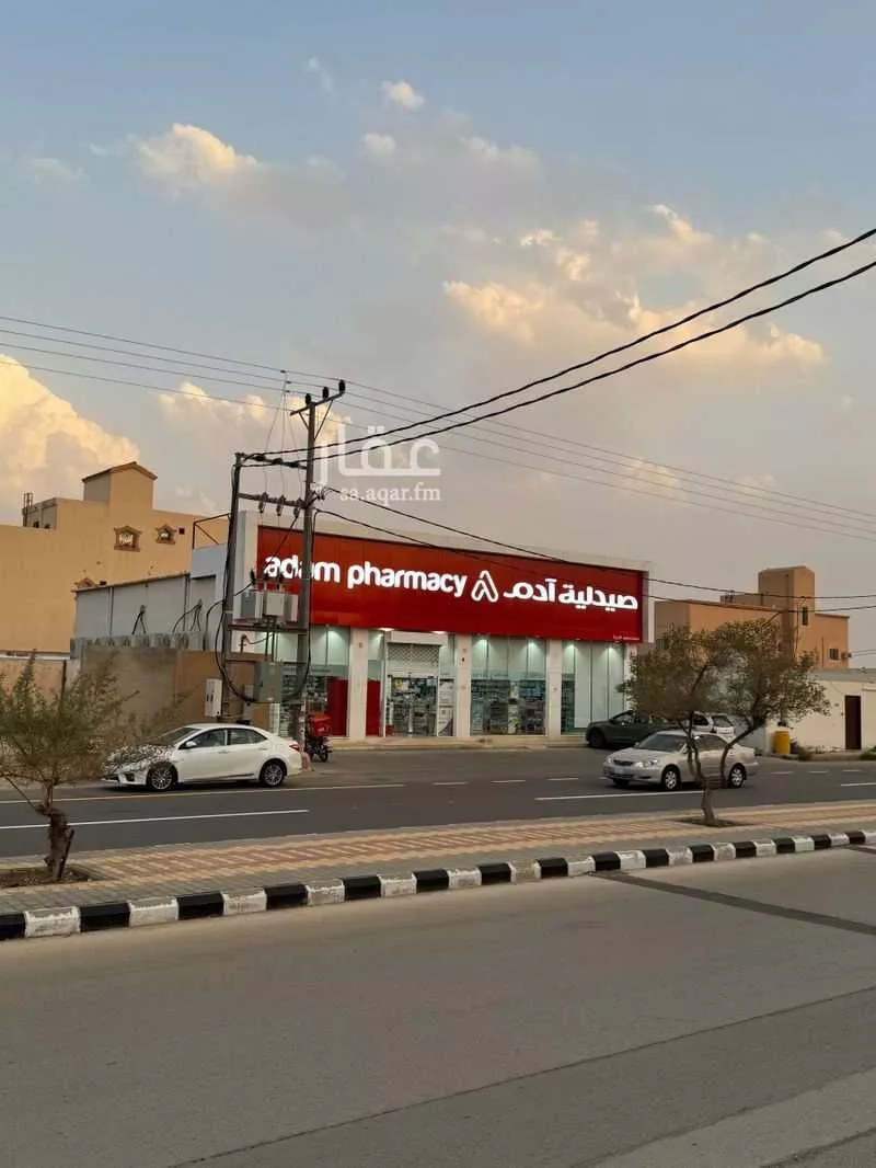محل للبيع في شارع الامير سلطان بن عبدالعزيز, حي القدس, مدينة الخبراء والسحابين, منطقة القصيم 1 صورة