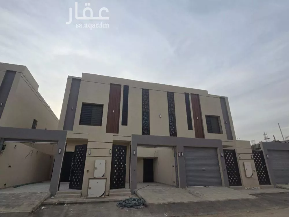 دور للبيع في شارع ابن جبير, حي طيبة, مدينة الرياض, منطقة الرياض 1 صورة