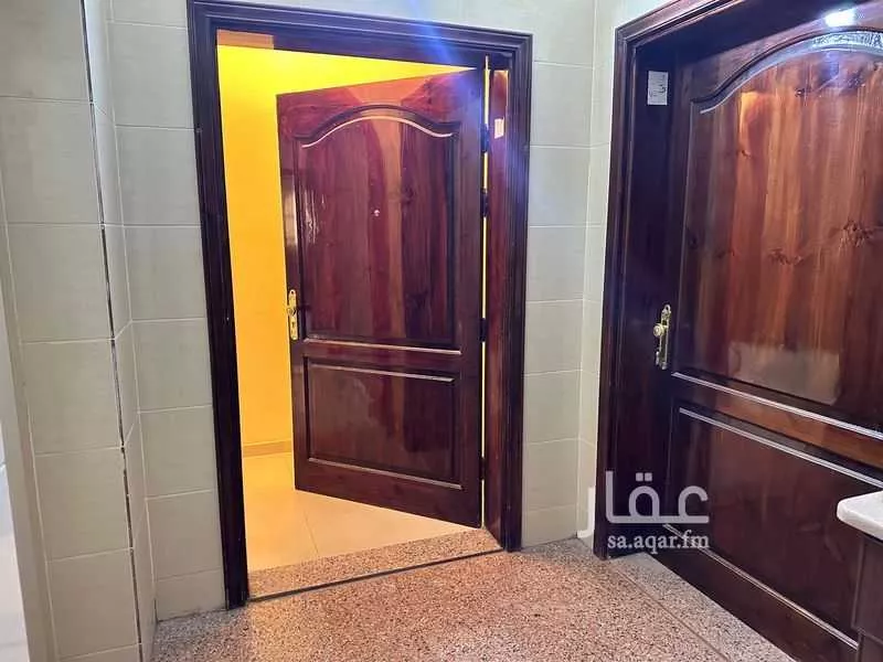 شقة للإيجار في شارع ابو طاهر الدشتج, حي بنى ظفر, مدينة المدينة المنورة, منطقة المدينة المنورة 1 صورة