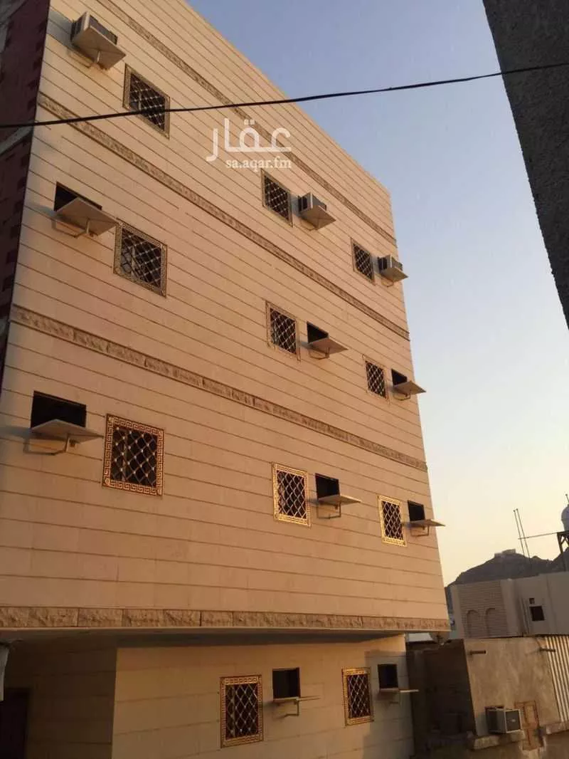 عمارة للبيع في شارع 204 جبل النور 1 ، حي جبل النور ، مكة ، منطقة مكة المكرمة 1 صورة