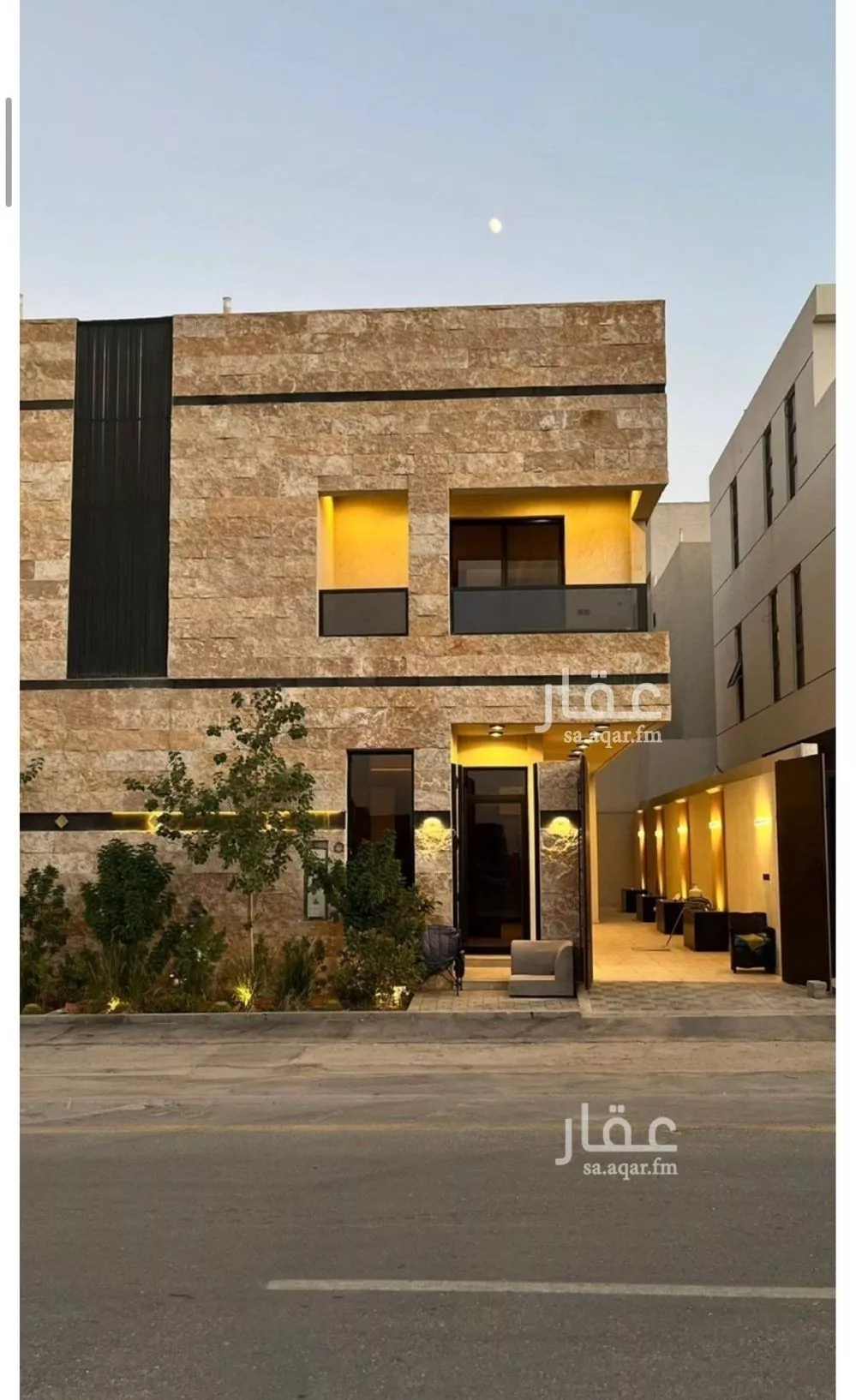 فيلا للبيع في شارع قطب الدين بن السلطان, حي المهدية, مدينة الرياض, منطقة الرياض 1 صورة